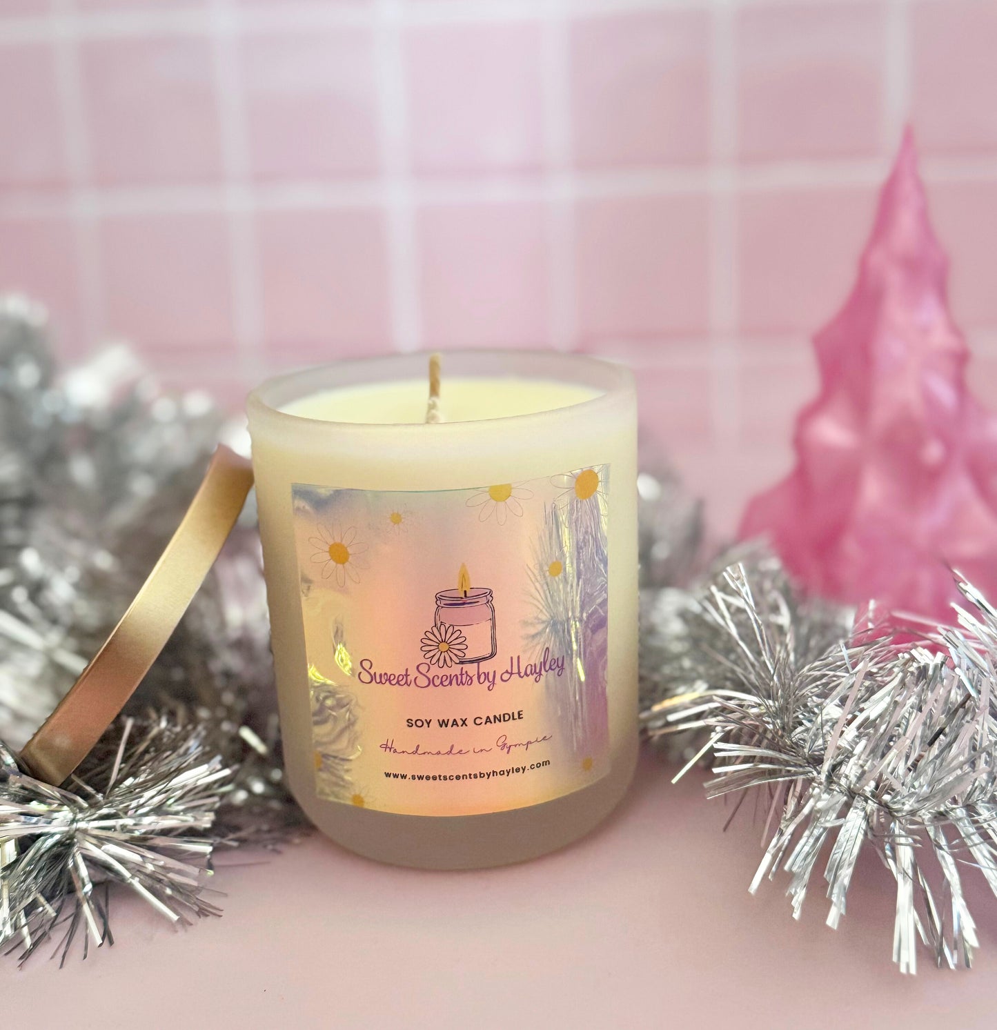 The Iconic Candle - Christmas Edition